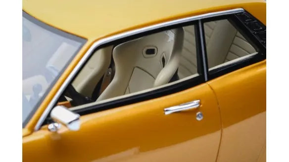 Ottomobile 1:18 Toyota Celica (RA24) Restomod Resin series